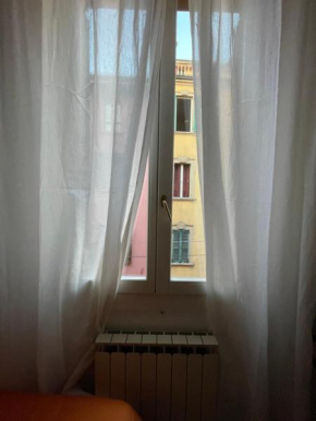 Elle rooms